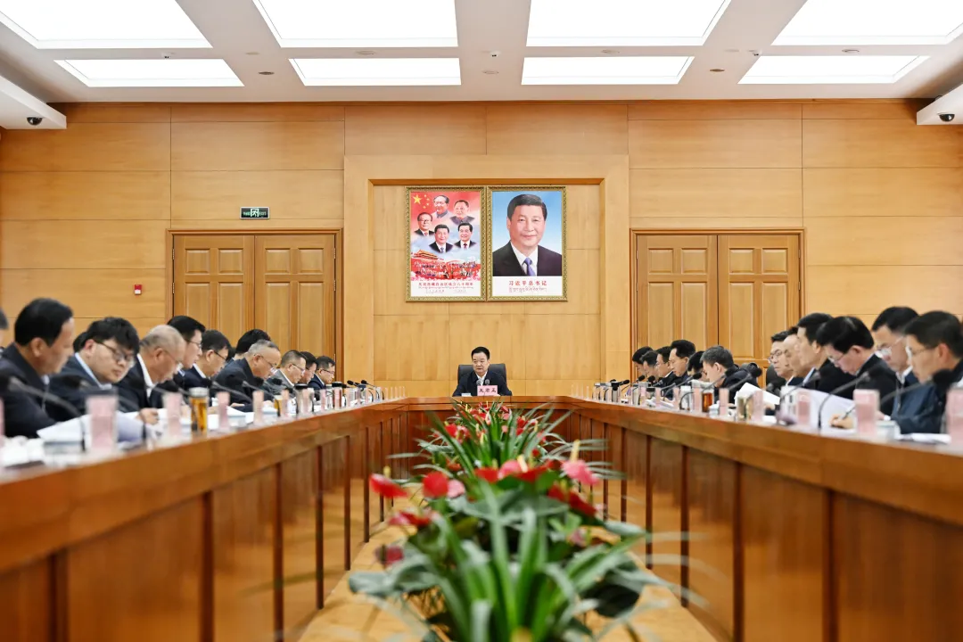 �����������ٿ���������ί����˼���Ļ������쵼С�����